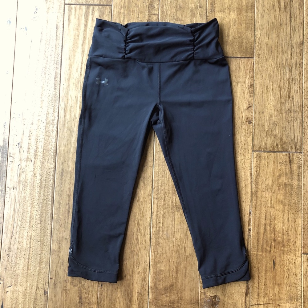 Under Armour Cropped Leggings